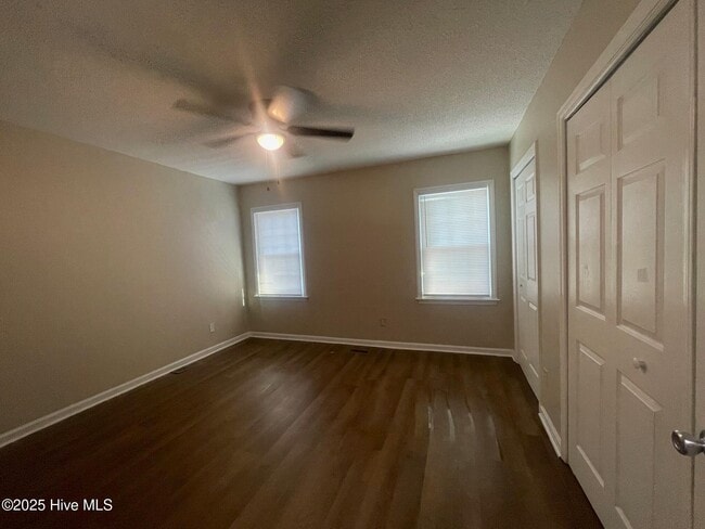 Photo - 1113 Grovemont Dr