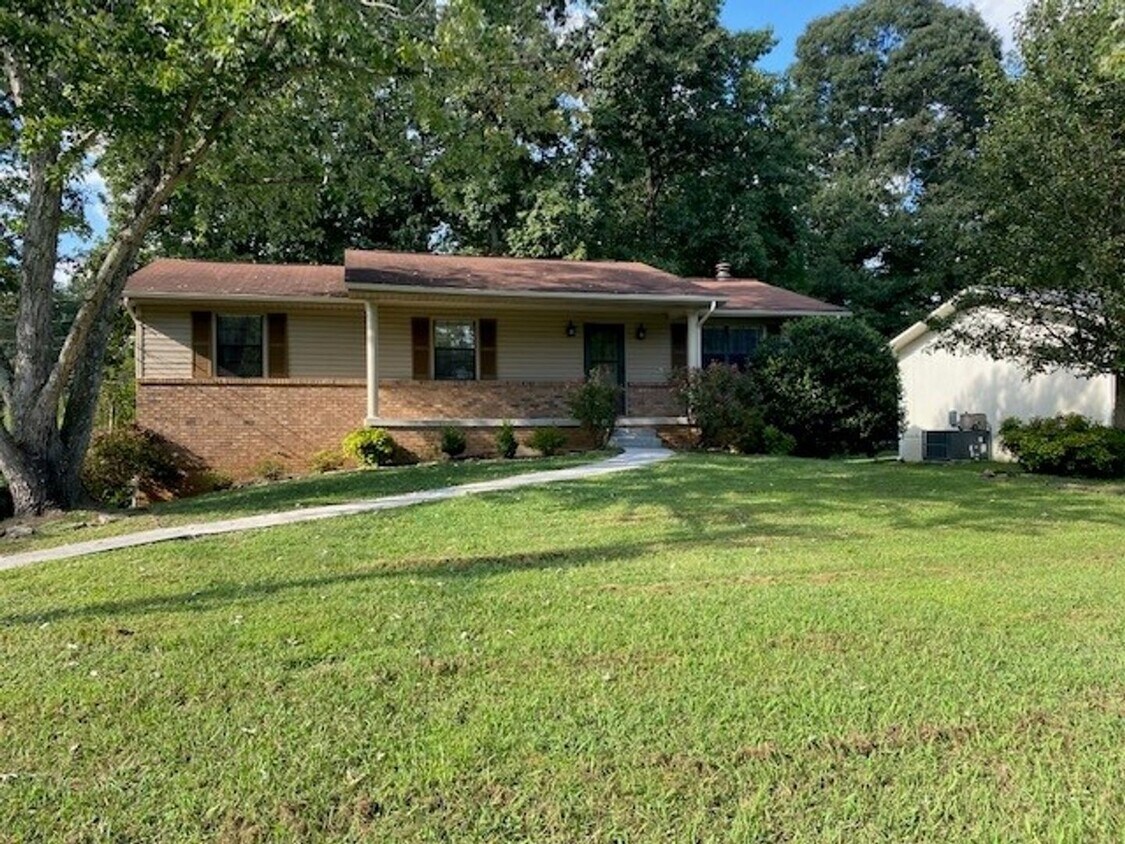 Gorgeous 3 bedroom 2.5 bath home in Farrag... - Gorgeous 3 bedroom 2.5 bath home in Farrag...