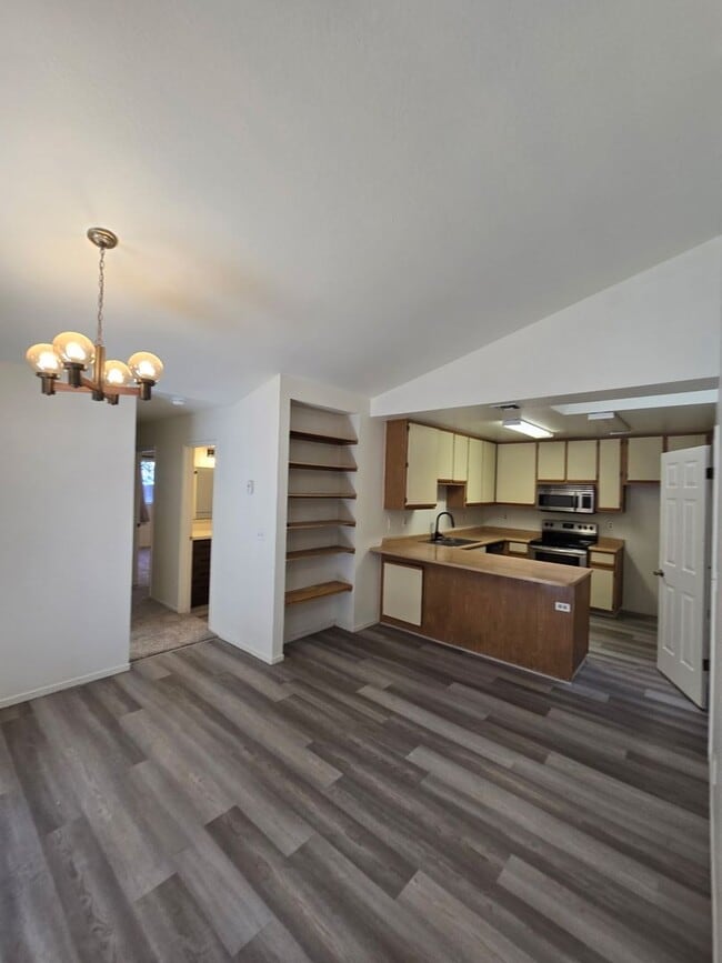 1275 Alicia Cir Unidad 2