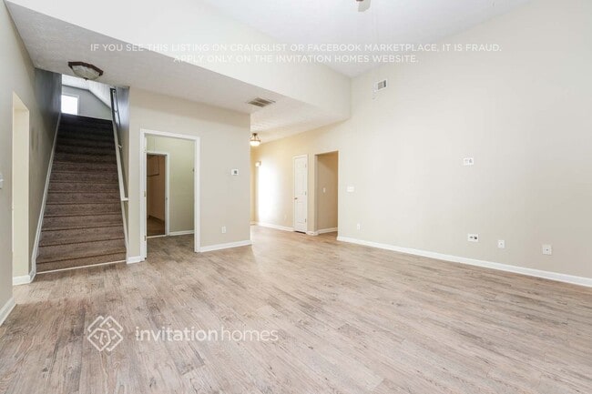 Photo - 30 Rosemoore Dr Casa