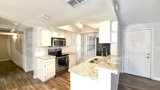 Photo - 1211 N Miller Rd Unidad 149