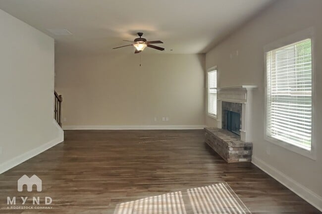 Photo - 9028 Holder Rd