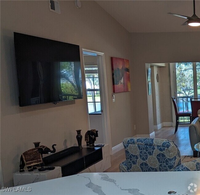 Building Photo - 853 Tanbark Dr Unit 202 Rental