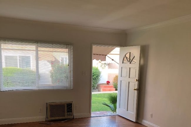 Entry - 5549 Costello Ave Apartment Unit 1/2