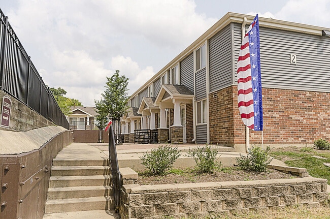 Fox River Townhomes