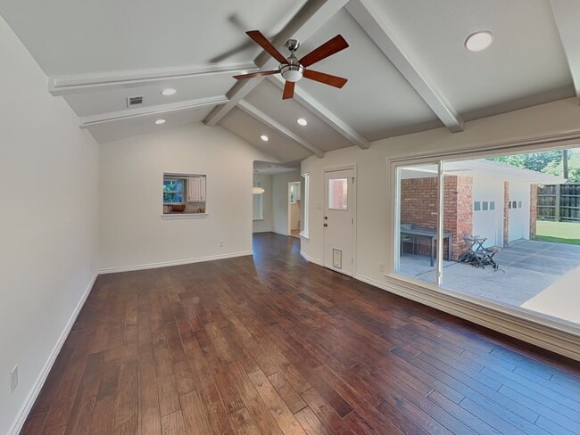 Photo - Style, Space & Sophistication in the Heart of Overton West!