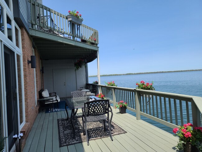 Photo - 22 Niagara Pier Unidad 22