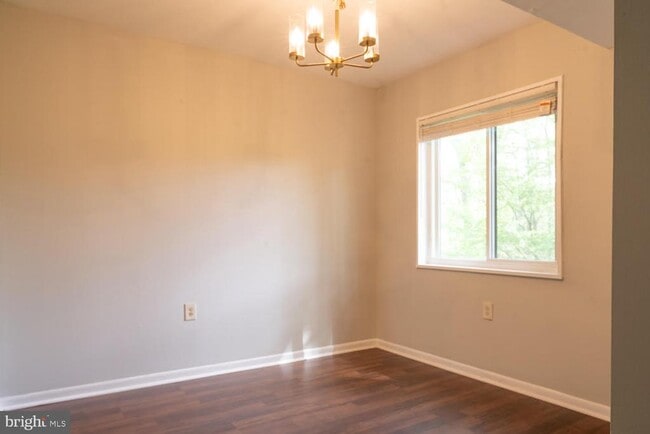 Photo - 1554 Northgate Square Unit 22A
