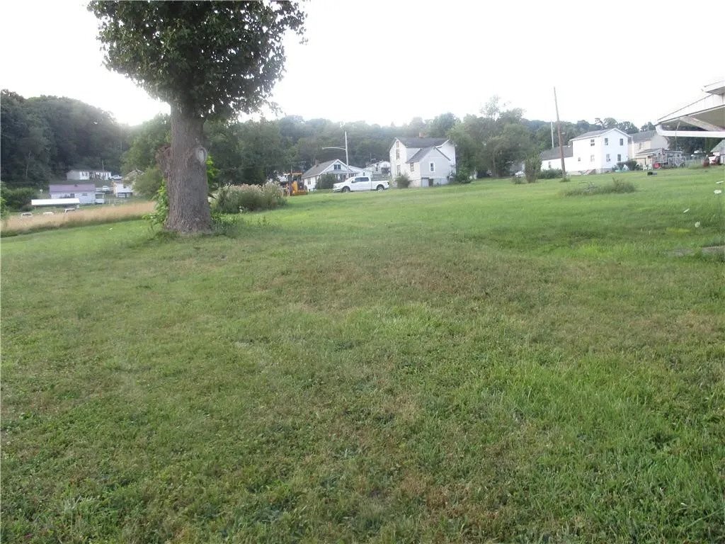 Photo - 670 N 5th St