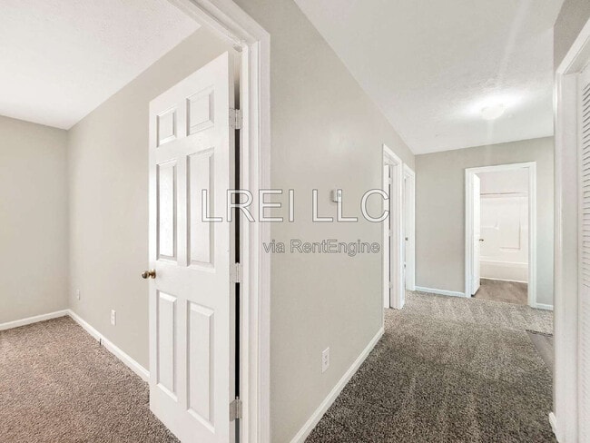 Photo - 1504 Haskin Ave