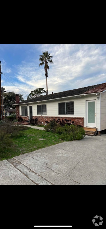 Building Photo - 920 Hillcrest Ct Rental