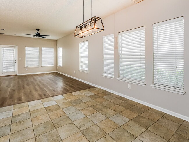 Photo - 6267 Pendragon Pl