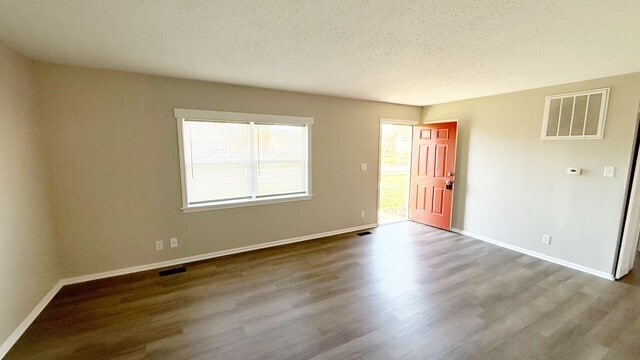 Photo - 9148 Rochelle Dr