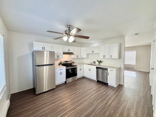 Photo - Sundale Townhomes