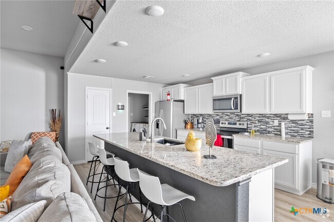 Building Photo - 904 Clanton Cove Rental
