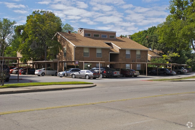 Primary Photo - Creekside Collection of Winding Woods