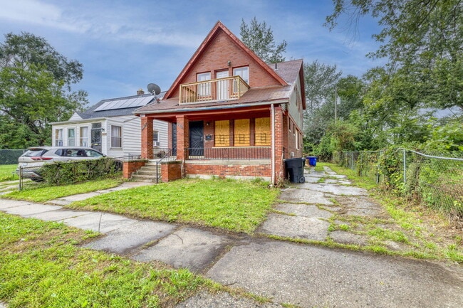 Building Photo - 12867 Sussex St Unit 1
