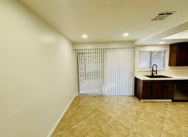 Photo - 2730 W Avenue K4