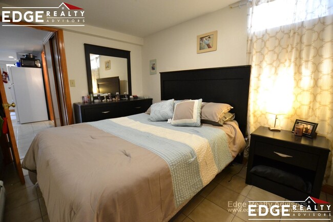 Photo - 283 Market St