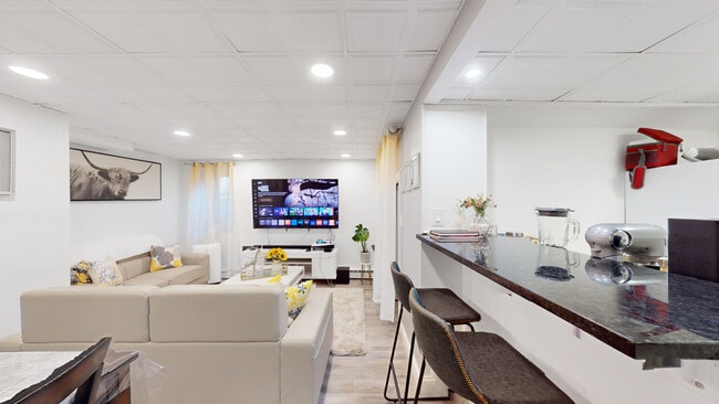 Photo - 99 Glenville Ave Unit 15-B5