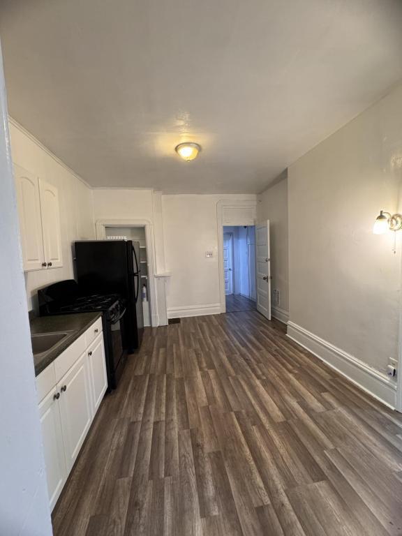 Photo - 585 Forest Ave