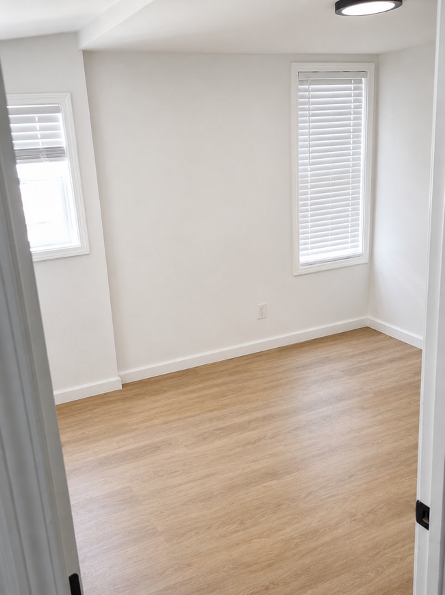 Photo - 2924 Jarboe St