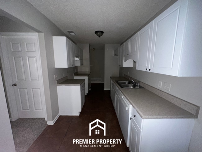 Photo - 1116 Sunstar Dr