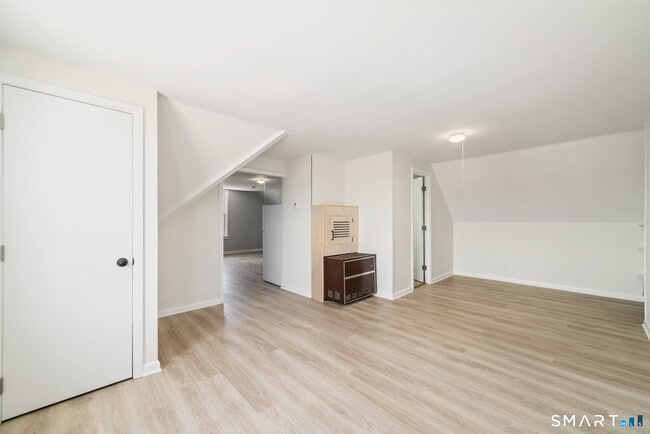 Photo - 712-714 Madison Ave