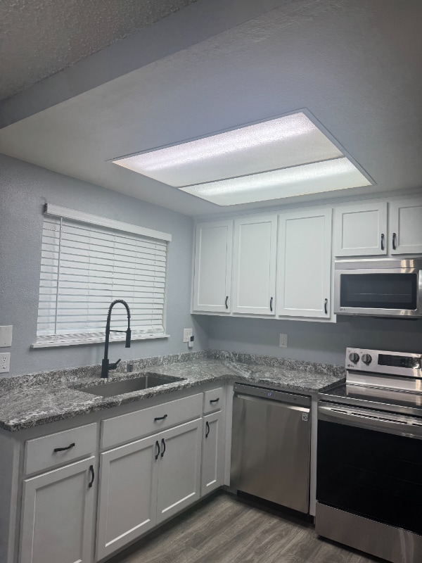 Photo - 325 Standiford Ave