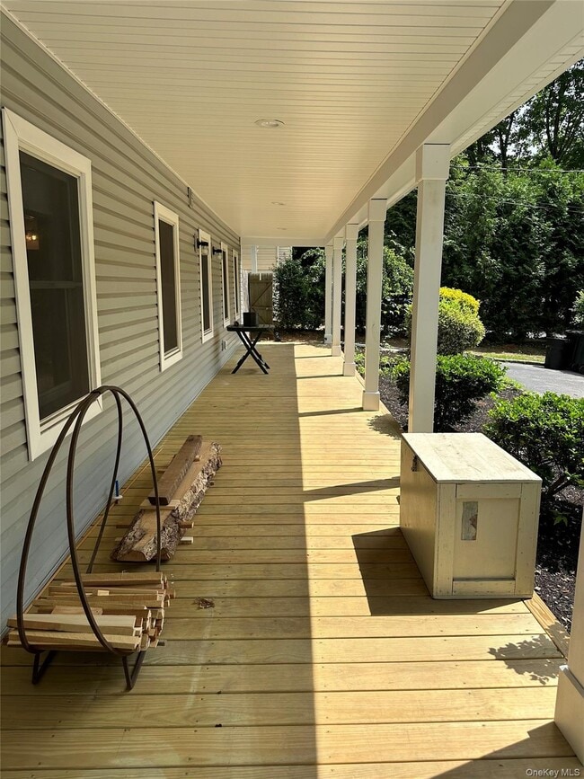 Photo - 162 Spring Rd