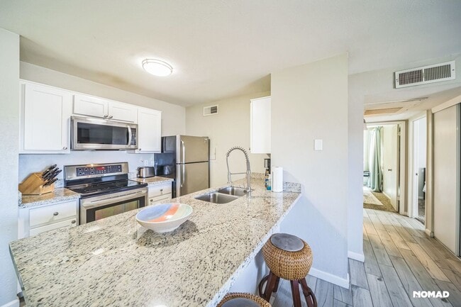 Photo - 8055 E Thomas Rd