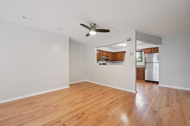 Photo - 140 Thompson St Unit APT 8A