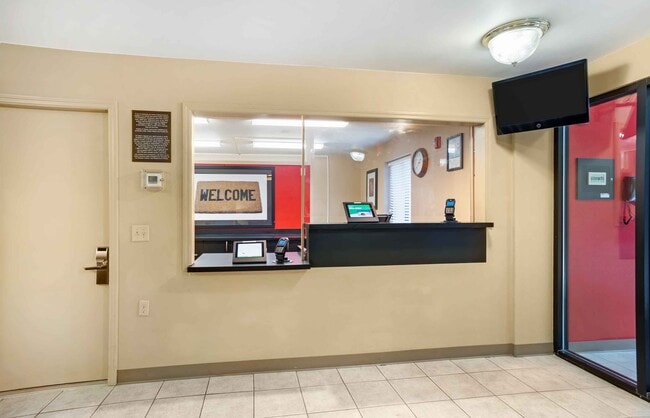 Furnished Studio-Tallahassee - Killearn
