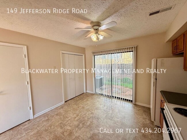 Photo - 149 Jefferson Ridge Rd