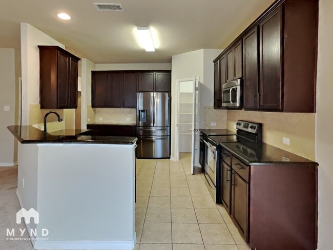 Photo - 1417 Castle Creek Dr