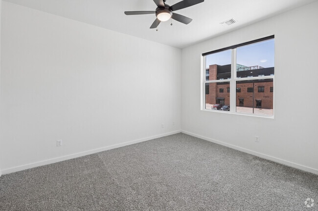 2E - 2BR, 2BA - 950SF - Primary Bedroom