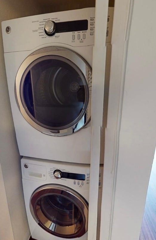 Photo - 1700 N First St