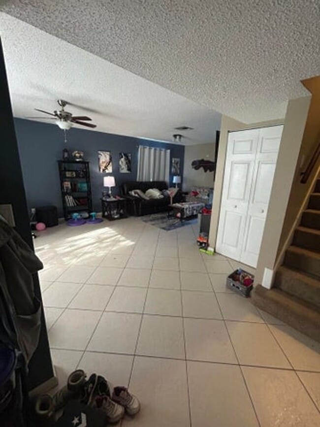 Photo - 818 Sandtree Dr