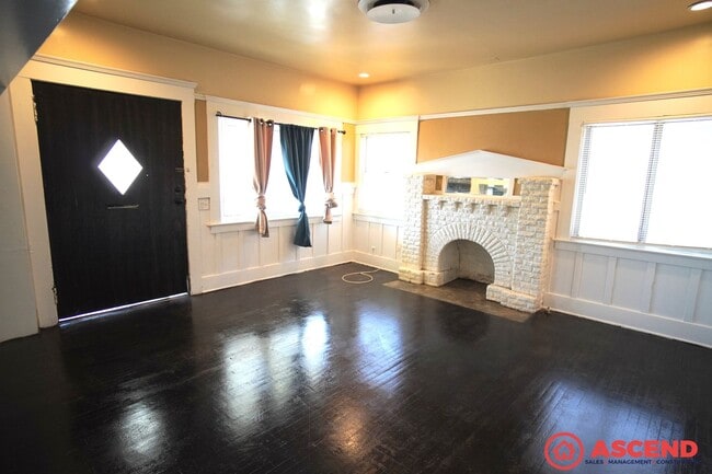 Photo - Charming 3BR/2BA Home in the Heart of Downtown Bakersfield