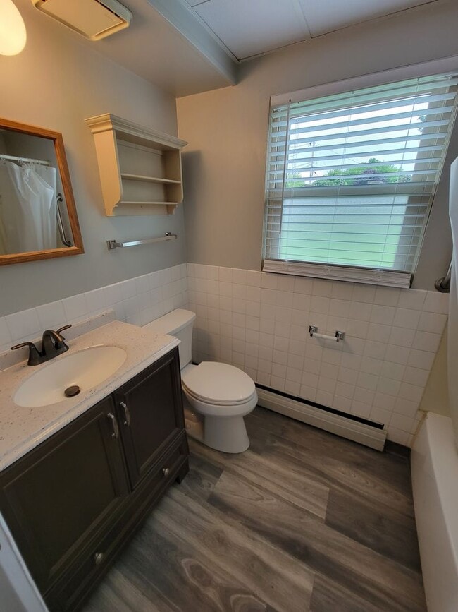 Photo - 413 S Railroad St Unit 413.5