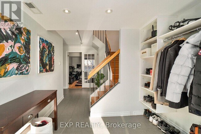 Photo - 6667 Bilberry Dr.