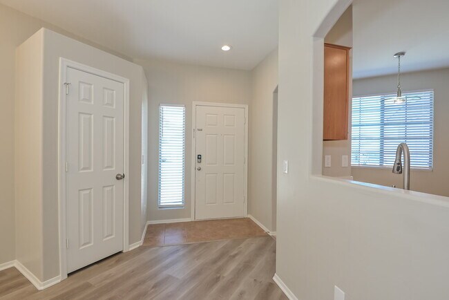 Photo - 306 E Calle CERITA