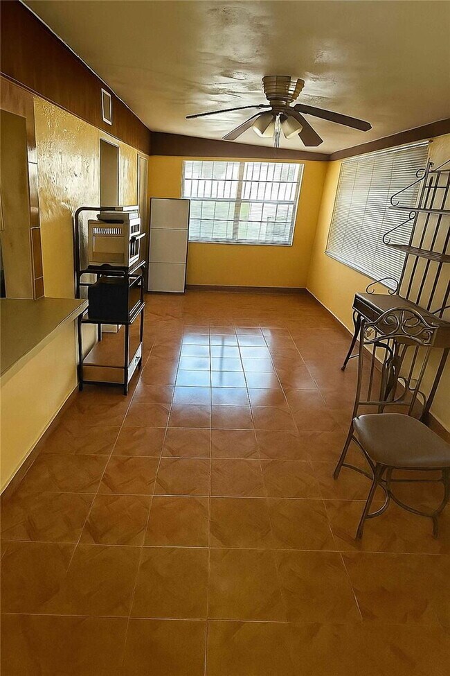 Photo - 10335 NW 26th Ave