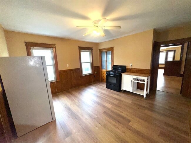 Photo - 412 Grafton St Unit 3