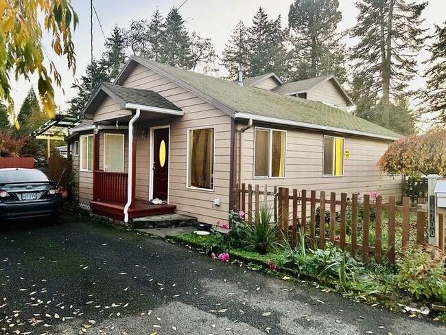 Building Photo - 14700 SE Mill St