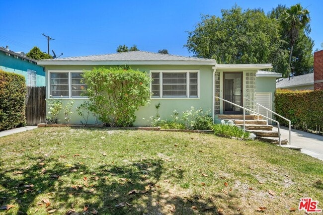 Photo - 3460 Angelus Ave