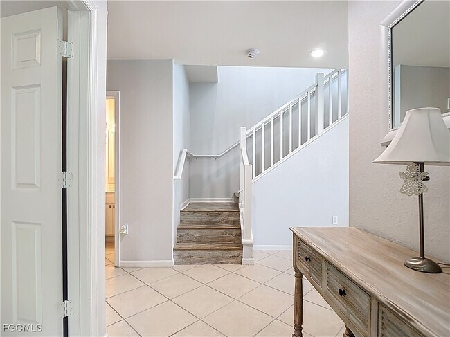 Photo - 13140 Broadhurst Loop