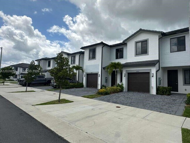 Photo - 1280 N Flagler Ave