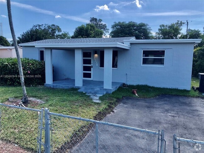 Building Photo - 2336 NW 15th Ct Rental