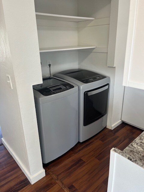 Photo - 2305 E Hartson Ave Unidad 2305